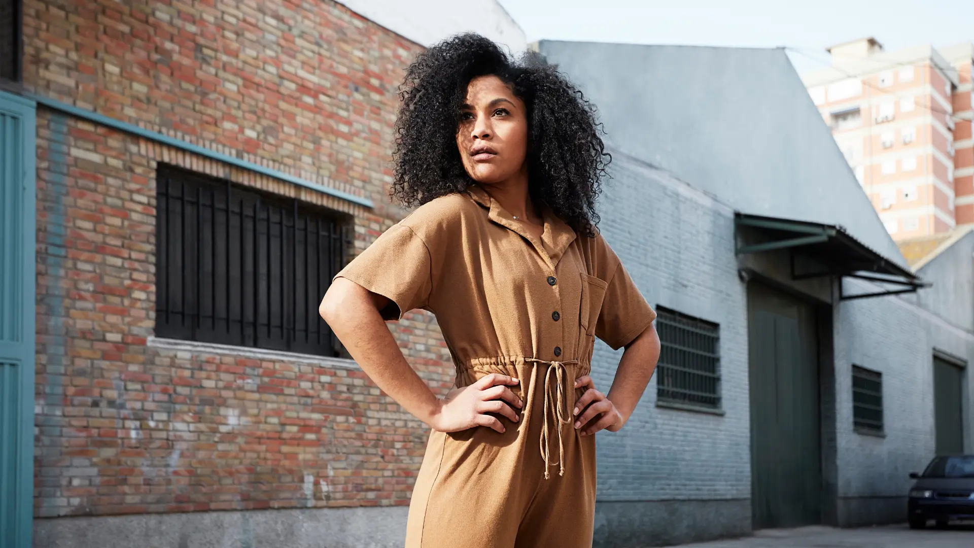 Quais cores combinam com marrom? Veja as melhores combinações