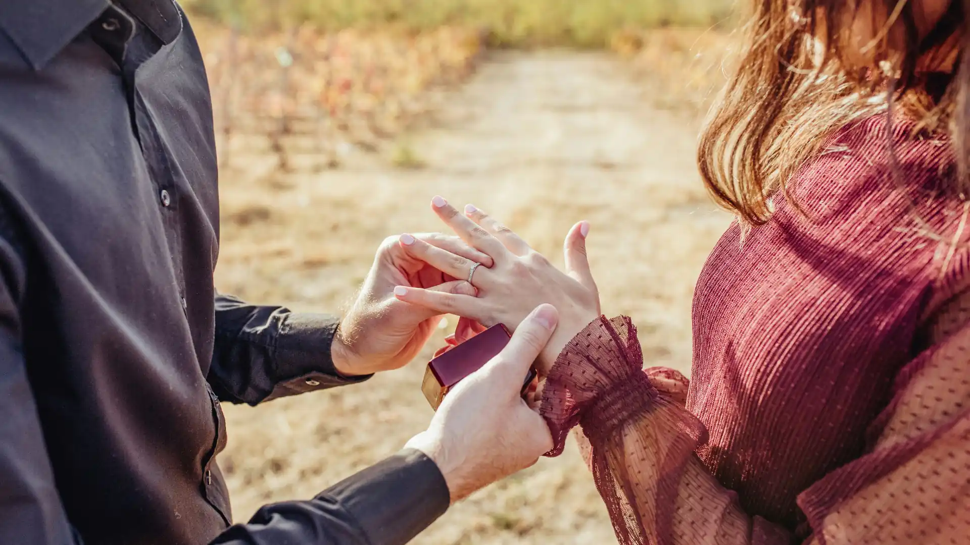 Anel de noivado: como escolher o modelo perfeito?