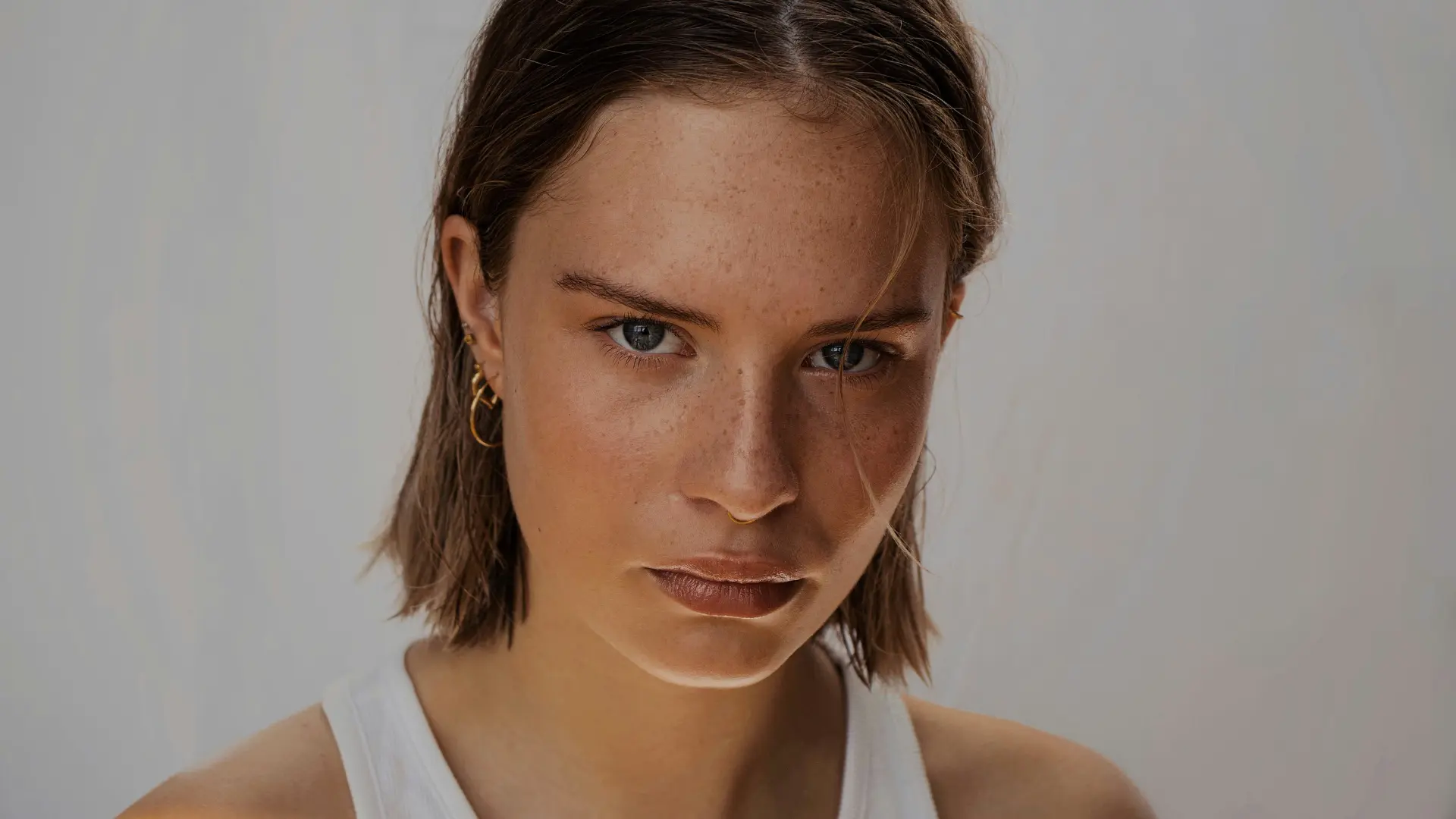 Clean girl: por dentro do estilo que virou tendência no TikTok