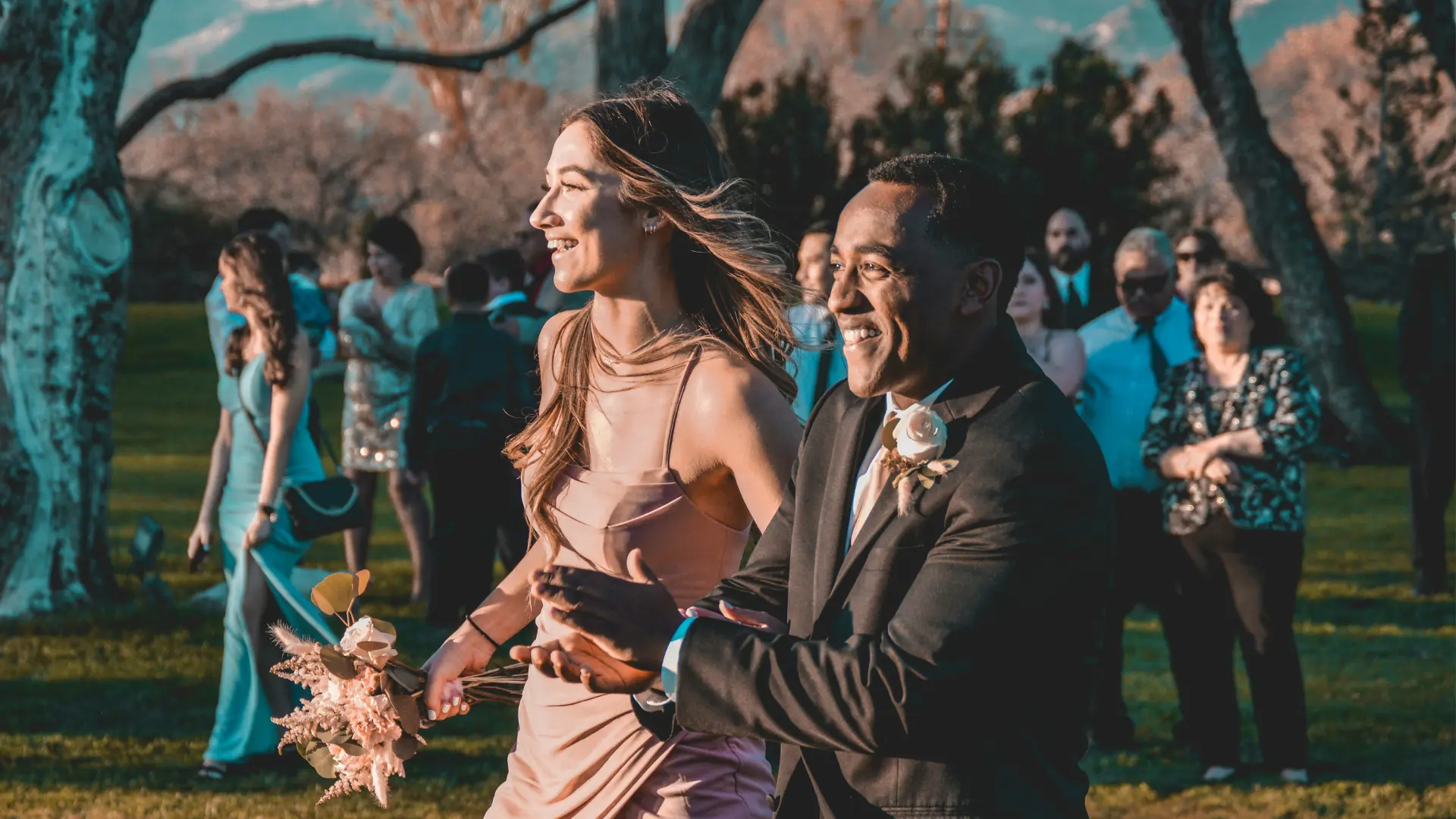 O que dar de presente para padrinhos de casamento? 20 ideias encantadoras