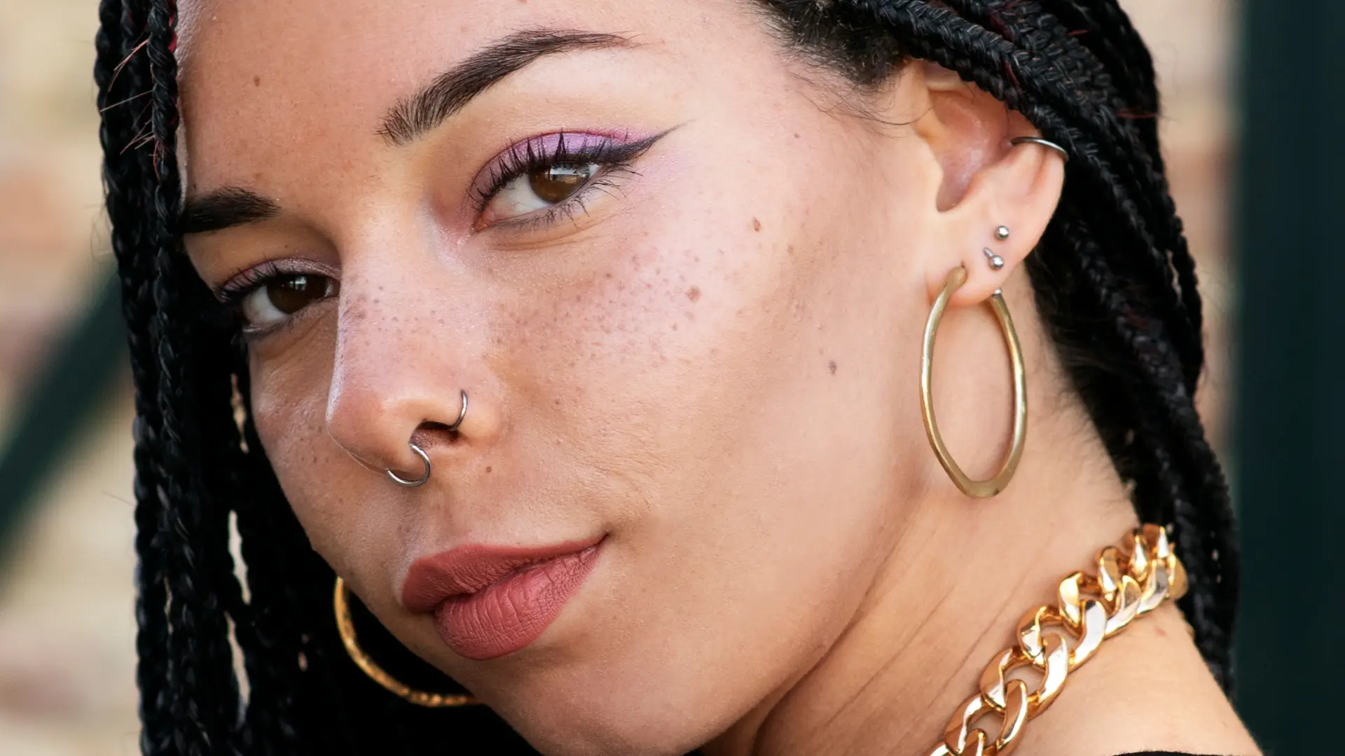 Segundo furo na orelha: um guia completo, sincero e descomplicado